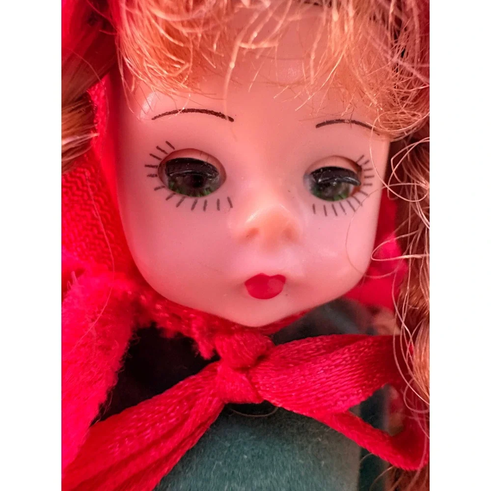 Vintage Little Red Riding Hood Miniature Doll Sleep Eyes Red Cape 5.5 Inch 0324